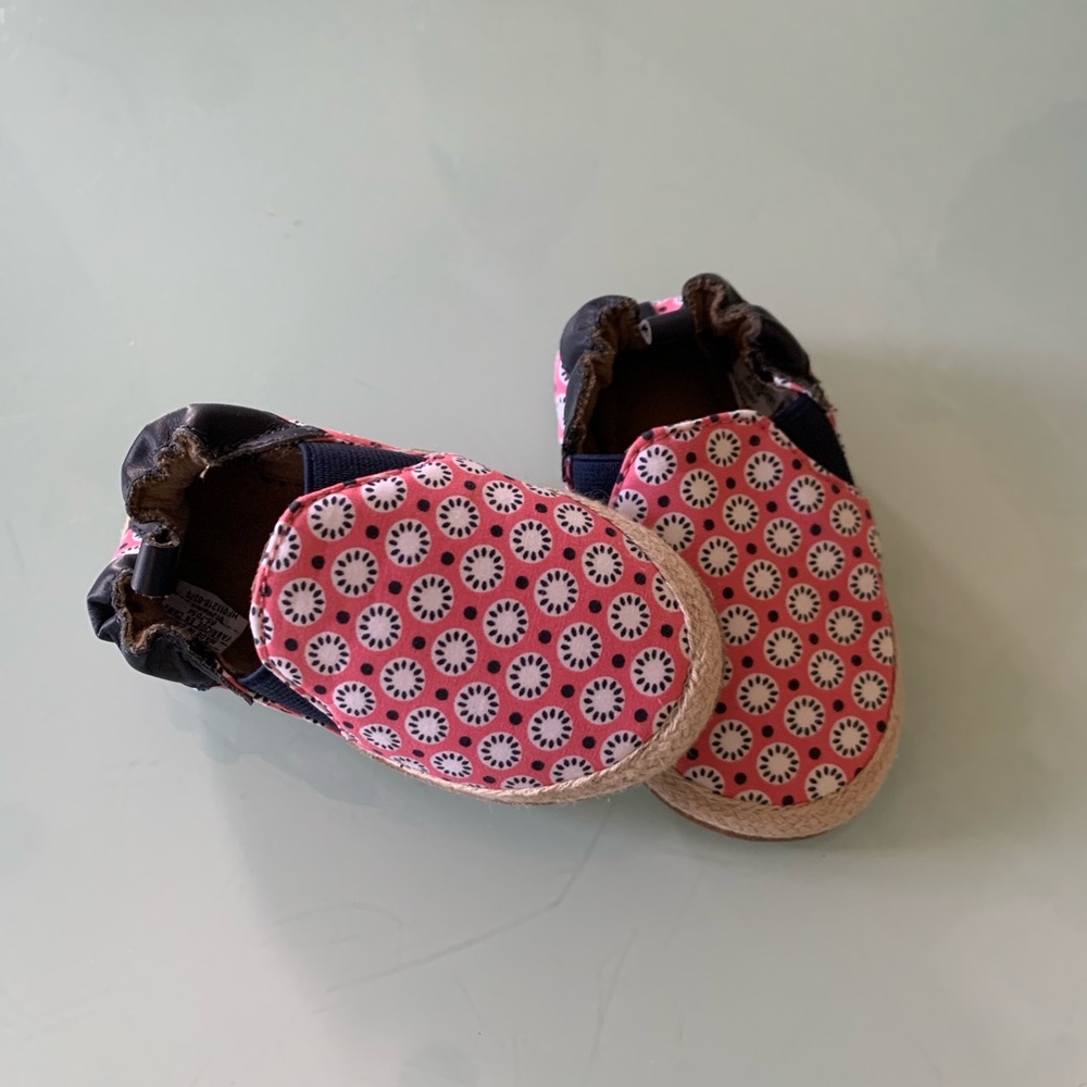 NBW Robeez 12-18mo.